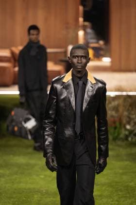 PFW - Louis Vuitton Menswear Ready-to-wear Fall-Winter 2026 2027 collection - Runway A model presents a creation for the Louis Vuitton Menswear Ready-to-wear Fall-Winter 2026 2027 collection as part of the Paris Fashion Week in Paris on January 20, 2026. Photo by Alexis Jumeau ABACAPRESS.COM Paris France  Copyright: xJumeauxAlexis ABACAx