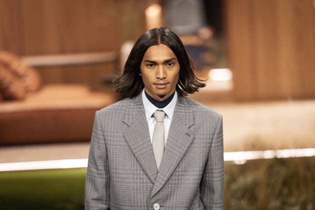 PFW - Louis Vuitton Menswear Ready-to-wear Fall-Winter 2026 2027 collection - Runway A model presents a creation for the Louis Vuitton Menswear Ready-to-wear Fall-Winter 2026 2027 collection as part of the Paris Fashion Week in Paris on January 20, 2026. Photo by Alexis Jumeau ABACAPRESS.COM Paris France  Copyright: xJumeauxAlexis ABACAx