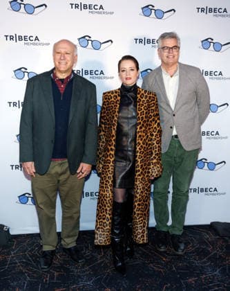 January 20, 2026, New York, Ny, United States: Howard Cohen, Claire Foy and Eric d Arbeloff attend the New York Special Screening of H Is for Hawk . Held at Regal Union Square in New York. Zuma Press January 20, 2026. New York United States - ZUMAp281 20260120_zea_p281_097 Copyright: xPhotoxImagexPressx