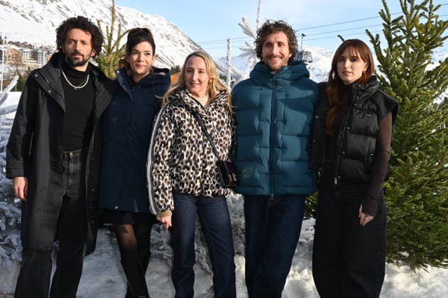 29th Comedy Film Festival - Jury Photocall - L Alpe Du Huez William Lebghil, Melanie Doutey, Audrey Lamy, Baptiste Lecaplain and Alison Wheeler attending the photocall of the jury during the 29th Comedy Film Festival in L Alpe d’Huez, France, on January 20, 2026. Photo by Mireille Ampilhac ABACAPRESS.COM L Alpe Du Huez France  Copyright: xAmpilhacxMireille ABACAx