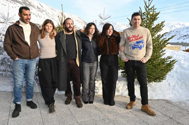 29th Comedy Film Festival - C est Qui L Amour - L Alpe Du Huez Lyes Salem, Celeste Brunnquell, Vincent Macaigne, Saul Benchetrit, Laure Calamy and Fabien Gorgeart attending the photocall of C’est quoi l’amour ? the 29th Comedy Film Festival in L Alpe d’Huez, France, on January 20, 2026. Photo by Mireille Ampilhac ABACAPRESS.COM L Alpe Du Huez France  Copyright: xAmpilhacxMireille ABACAx