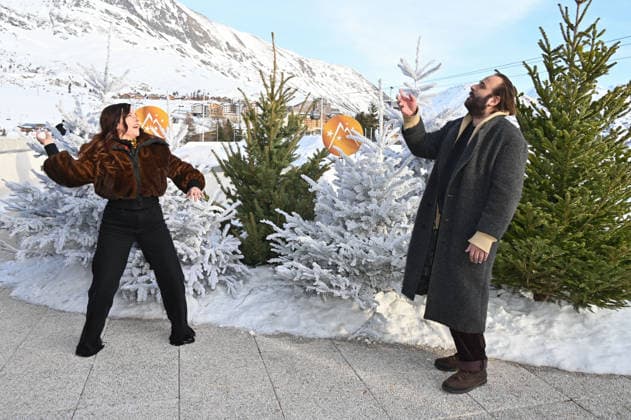 29th Comedy Film Festival - C est Qui L Amour - L Alpe Du Huez Vincent Macaigne and Laure Calamy attending the photocall of C’est quoi l’amour ? the 29th Comedy Film Festival in L Alpe d’Huez, France, on January 20, 2026. Photo by Mireille Ampilhac ABACAPRESS.COM L Alpe Du Huez France  Copyright: xAmpilhacxMireille ABACAx