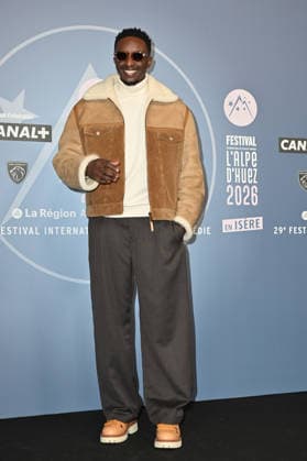 29th Comedy Film Festival - L Alpe Du Huez Ahmed Sylla posing for a photocall during the 29th Comedy Film Festival in L Alpe d’Huez, France, on January 20, 2026. Photo by Mireille Ampilhac ABACAPRESS.COM Paris France  Copyright: xAmpilhacxMireille ABACAx