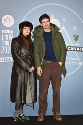 29th Comedy Film Festival - L Alpe Du Huez Margot Coriolan and Vladimir Volpert posing for a photocall during the 29th Comedy Film Festival in L Alpe d’Huez, France, on January 20, 2026. Photo by Mireille Ampilhac ABACAPRESS.COM Paris France  Copyright: xAmpilhacxMireille ABACAx