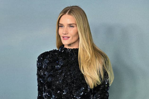 Rosie Huntington-Whiteley attends Shelter UK Premiere at Cineworld Leicester Square in London, England. UK. Tuesday 20th January 2026 Copyright: xJamesxWarrenx ae63h872