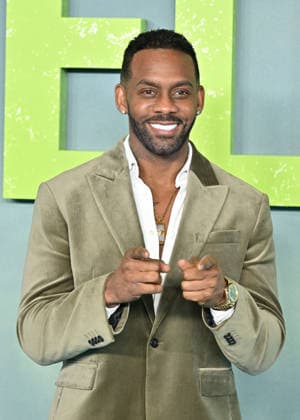 Richard Blackwood attends Shelter UK Premiere at Cineworld Leicester Square in London, England. UK. Monday 19th January 2026 Copyright: xJamesxWarrenx ae63h931
