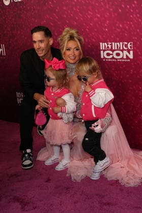 Infinite Icon: A Visual Memoir Premiere in Los Angeles Los Angeles World Premiere Of CJ 4DPLEXÃ¢â‚¬s Ã¢â‚¬ï¿½Infinite Icon: A Visual MemoirÃ¢â‚¬ guest, Paris Hilton and guest at the Los Angeles World Premiere Of CJ 4DPLEXÃ¢â‚¬s Ã¢â‚¬ï¿½Infinite Icon: A Visual MemoirÃ¢â‚¬ held at AMC The Grove 14 on January 20, 2026 in Beverly Grove, Los Angeles, California, United States., Credit:Xavier Collin Avalon USA, Los Angeles  Copyright: xXavierxCollinx xAvalonx 1067873919