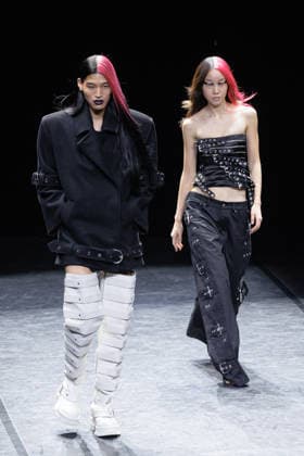 Models walk the runway during Jeanne Friot menswear ready to wear Fall Winter 2026 fashion show at Paris Fashion Week Des mannequins sur le podium du defile pret a porter homme Automne Hiver 2026 de Jeanne Friot pendant la semaine de la mode a Paris 452369 2026 01 20  Copyright: xSebastienxFremontx xStarfacex STAR_452369_020