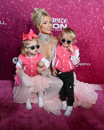 Infinite Icon: A Visual Memoir Premiere in Los Angeles #2 January 20, 2026, Los Angeles, California, USA: PARIS HILTON, and PHOENIX BARRON HILTON REUM attend the Los Angeles World Red Carpet Premiere Of Infinite Icon Los Angeles USA - ZUMAb173 20260120_aap_b173_025 Copyright: xBillyxBennightx