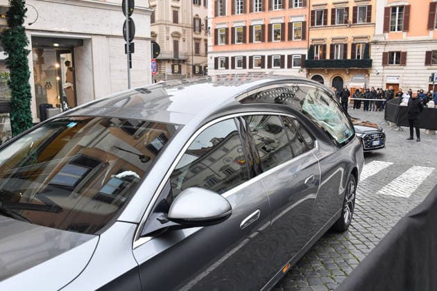 Rome, Death of Valentino Garavani - Chapel of Rest in Rome at his Foundation in Piazza Mignanelli - Arrival of the coffin  Copyright: xVincenzoxLandix xipa-agency.netx xDxAngelo Landix IPA_Agency_IPA70364318