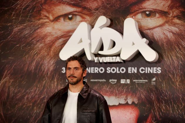 Photocall of the film Aída y Vuelta in Madrid The actor and film director Paco León poses at the photocall for the presentation of the film Aída y Vuelta at the Espacio Movistar in Gran Vía, on January 21, 2026, in Madrid Spain The film that will be the jump to the big screen of the series Aída on January 30, 2026 PHOTOCALL CINE AÍDA Y VUELTA PREMIERE JANUARY 21, 2026 Antonio Gutié Madrid Madrid Madrid Spain  Copyright: xAntonioxGutiÃ rrezx 7233899