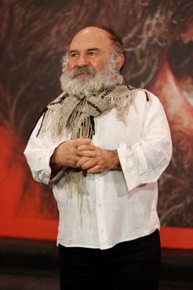 Photocall of the film Aída y Vuelta in Madrid Actor Emilio Gavira poses at the photocall for the presentation of the film Aída y Vuelta at the Espacio Movistar in Gran Vía, on January 21, 2026, in Madrid Spain The film that will be the jump to the big screen of the series Aída on January 30, 2026 PHOTOCALL CINE AÍDA Y VUELTA PREMIERE JANUARY 21, 2026 Antonio Gutié Madrid Madrid Madrid Spain  Copyright: xAntonioxGutiÃ rrezx 7233939