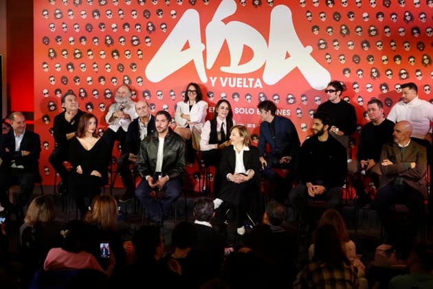Photocall of the movie Aida y Vuelta in Madrid Carmen Machi, Miren Ibarguren, Pepe Viyuela, Mariano Pena, Melani Olivares, Canco Rodríguez, Paco León, Secun de la Rosa, David Castillo, Óscar Reyes, Pepa Rus and Emilio Gavira during the press conference to present the movie Aida y Vuelta at the Espacio Movistar in Gran Vía, on January 21, 2026, in Madrid Spain The film that will be the leap to the big screen of the series Aida next January 30, 2026 PHOTOCALL CINE AIDA Y VUELTA PREMIERE JANUARY 21, 2026 Antonio Gutié Madrid Madrid Spain Copyright: xAntonioxGutià rrezx 7233999
