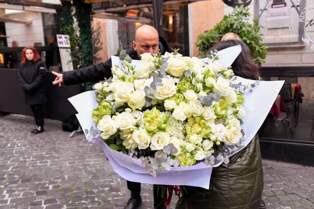 Rome, Death of Valentino Garavani - Chapel of Rest in Rome at his Foundation in Piazza Mignanelli - In the photo: guest  Copyright: xVincenzoxLandix xipa-agency.netx xDxAngelo Landix IPA_Agency_IPA70368324