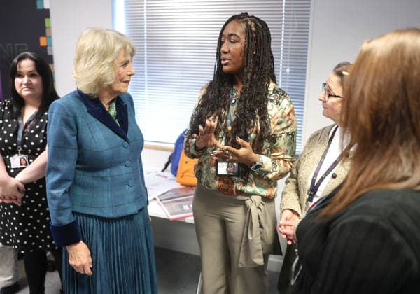 Queen Camilla Visits Domestic Abuse Services In Gloucestershire CHELTENHAM, ENGLAND - JANUARY 21: Queen Camilla speaks with staff and volunteers during a visit to Gloucestershire Domestic Abuse Support Services (GDASS) to hear about their work supporting people across the county experiencing domestic abuse on January 21, 2026 in Cheltenham, England., Credit:Chris Jackson Avalon United Kingdom, England, Cheltenham  Copyright: xChrisxJacksonx xAvalonx 1067984684