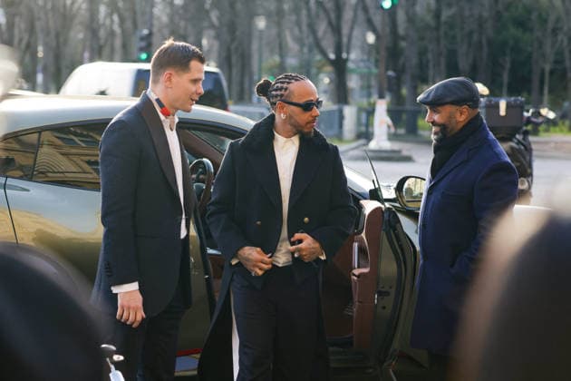 Lewis Hamilton arrives at the Hôtel de Crillon, A Rosewood Hotel in Paris on the sidelines of the Mens Ready to Wear Fall Winter 2026 2027 Paris Fashion Week PFW , France, on January 21, 2026 Julien Sarkissian Bestimage Lewis Hamilton arrives at the Hôtel de Crillon, A Rosewood Hotel in Paris on the sidelines of the Mens Ready to Wear Fall Winter 2026 2027 Paris Fashion Week PFW , France, on January 21, 2026 Paris France  Copyright: xJulienxSarkissianx xBestimagexJulienxSarkissianx xBestimagex