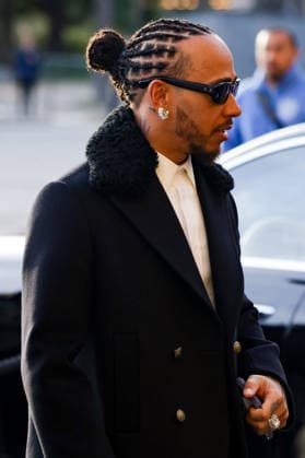 Lewis Hamilton arrives at the Hôtel de Crillon, A Rosewood Hotel in Paris on the sidelines of the Mens Ready to Wear Fall Winter 2026 2027 Paris Fashion Week PFW , France, on January 21, 2026 Julien Sarkissian Bestimage Lewis Hamilton arrives at the Hôtel de Crillon, A Rosewood Hotel in Paris on the sidelines of the Mens Ready to Wear Fall Winter 2026 2027 Paris Fashion Week PFW , France, on January 21, 2026 Paris France  Copyright: xJulienxSarkissianx xBestimagexJulienxSarkissianx xBestimagex