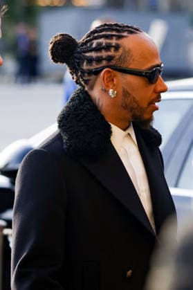 Lewis Hamilton arrives at the Hôtel de Crillon, A Rosewood Hotel in Paris on the sidelines of the Mens Ready to Wear Fall Winter 2026 2027 Paris Fashion Week PFW , France, on January 21, 2026 Julien Sarkissian Bestimage Lewis Hamilton arrives at the Hôtel de Crillon, A Rosewood Hotel in Paris on the sidelines of the Mens Ready to Wear Fall Winter 2026 2027 Paris Fashion Week PFW , France, on January 21, 2026 Paris France  Copyright: xJulienxSarkissianx xBestimagexJulienxSarkissianx xBestimagex