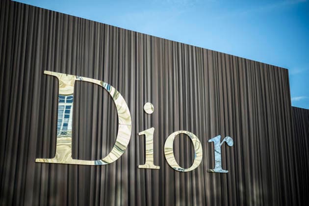 PFW - Dior Arrivals Illustration logo Dior during the Dior Homme Menswear Fall Winter 2026-2027 show as part of Paris Fashion Week on January 21, 2026 in Paris, France.Photo by Eliot Blondet ABACAPRESS.COM Paris Ile-de-France France  Copyright: xBlondetxEliot ABACAx