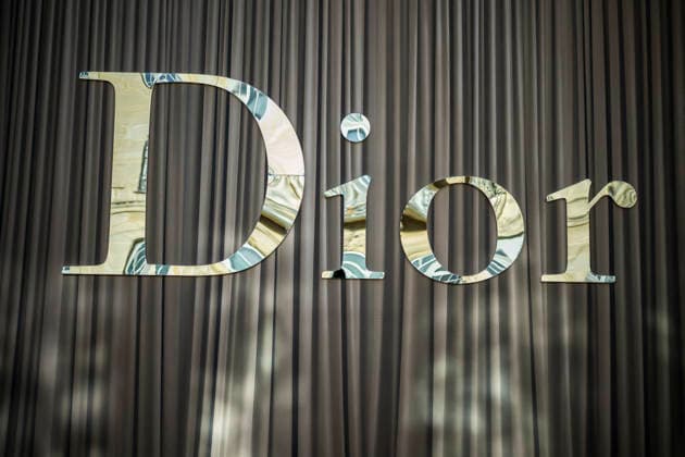 PFW - Dior Arrivals Illustration logo Dior during the Dior Homme Menswear Fall Winter 2026-2027 show as part of Paris Fashion Week on January 21, 2026 in Paris, France.Photo by Eliot Blondet ABACAPRESS.COM Paris Ile-de-France France  Copyright: xBlondetxEliot ABACAx