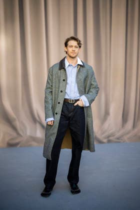 PFW - Dior Arrivals Joe Alwyn attends the Dior Homme Menswear Fall Winter 2026-2027 show as part of Paris Fashion Week on January 21, 2026 in Paris, France.Photo by Eliot Blondet ABACAPRESS.COM Paris Ile-de-France France  Copyright: xBlondetxEliot ABACAx