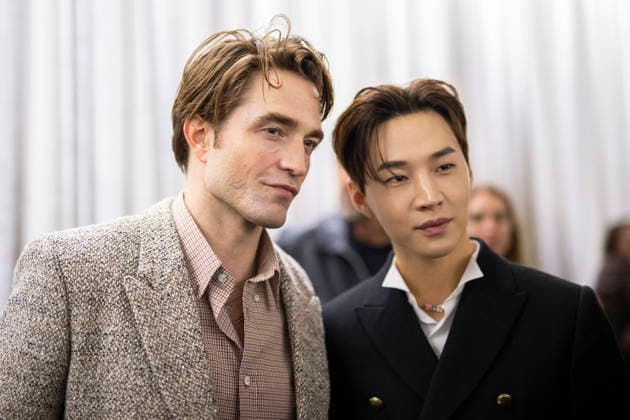 PFW - Dior Front Row Robert Pattinson and Henry Lau during the Dior Homme Menswear Fall Winter 2026-2027 show as part of Paris Fashion Week on January 21, 2026 in Paris, France.Photo by Eliot Blondet ABACAPRESS.COM Paris France France  Copyright: xBlondetxEliot ABACAx