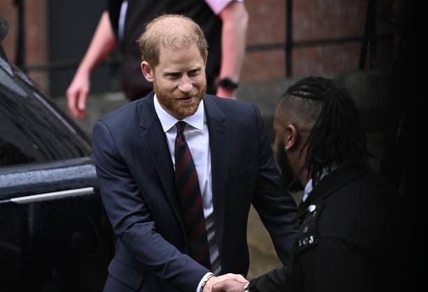 Prince Harry leaves High Court following privacy breach case LONDON, UNITED KINGDOM - JANUARY 21: Britain’s Prince Harry, the Duke of Sussex, leaves the High Court (Royal Courts of Justice) after giving his statement on the third day of his case against the Daily Mail, in London, United Kingdom on January 21, 2026. Prince Harry appeared in court on Monday as his privacy lawsuit against the publisher entered its final phase. Rasid Necati Aslim Anadolu London United Kingdom. Editorial use only. Please get in touch for any other usage.  Copyright: x2026xAnadoluxRasidxNecatixAslimx