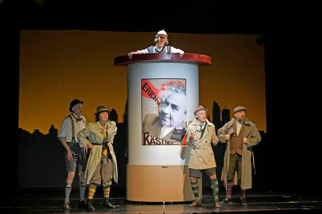 Henrik Kairies, Krista Birkner, Oliver Seidel, Mario Ramos and citizen Lars Dietrich at the photo rehearsal for the play Erich and the Detectives at the Schlosspark Theater Berlin, 21 01 2026 Foto:xM.xBehrensx xFuturexImagex erich_6103