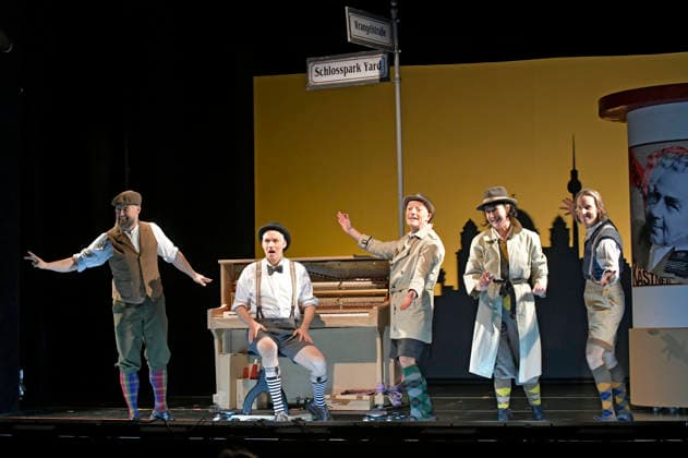 Citizens Lars Dietrich, Henrik Kairies, Mario Ramos, Krista Birkner and Oliver Seidel at the photo rehearsal for the play Erich and the Detectives at the Schlosspark Theater Berlin, 21 01 2026 Foto:xM.xBehrensx xFuturexImagex erich_6109
