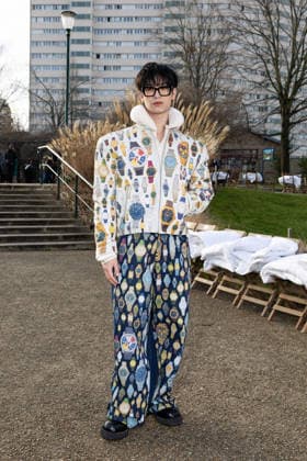 Kong Jirojmontri au défilé 3 Paradis Collection Prêt à Porter Mode Masculine Automne Hiver 2026 2027 lors de la Fashion Week de Paris PFW , le 21 Janvier 2026 Jeremy MELLOUL Bestimage Celebrities at 3 Paradis Fashion Show Menswear Collection Fall Winter 2026 2027 during Paris Fashion Week on 21th January 2026 Paris France  Copyright: xJeremyxMelloulx xBestimagexJeremyxMelloulx xBestimagex