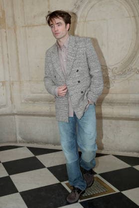 Robert Pattinson at the photocall of the Dior Collection Homme Prêt à Porter Fall Winter 2026 2027 show as part of Paris Fashion Week PFW at the Rodin Museum, Paris, France, January 21, 2026 Bertrand Rindoff Bestimage Photocall Dior Homme Menswear Fall Winter 2026 2027 show as part of Paris Fashion Week on January 21, 2026 in Paris, France Paris France  Copyright: xBERTRANDxRINDOFFxPETROFFx xBESTIMAGExBERTRANDxRINDOFFxPETROFFx xBESTIMAGEx