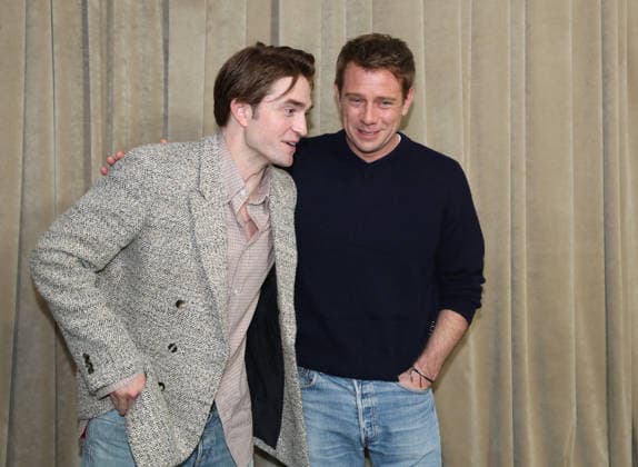 Robert Pattinson and Dior Artistic Director Jonathan Anderson at the Greeting of the Dior Collection Homme Prêt à Porter Fall Winter 2026 2027 show as part of Paris Fashion Week PFW at the Rodin Museum, Paris, France, January 21, 2026 Bertrand Rindoff Bestimage Greeting Dior Homme Menswear Fall Winter 2026 2027 show as part of Paris Fashion Week on January 21, 2026 in Paris, France Paris France  Copyright: xBERTRANDxRINDOFFxPETROFFxBERTRANDxRINDOFFxPETROFFx