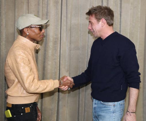 Pharrell Williams and Jonathan Anderson Artistic Director of Dior at the Greeting of the Dior Collection Homme Prêt à Porter Fall Winter 2026 2027 show as part of Paris Fashion Week PFW at the Rodin Museum, Paris, France, January 21, 2026 Bertrand Rindoff Bestimage Greeting Dior Homme Menswear Fall Winter 2026 2027 show as part of Paris Fashion Week on January 21, 2026 in Paris, France Paris France  Copyright: xBERTRANDxRINDOFFxPETROFFxBERTRANDxRINDOFFxPETROFFx