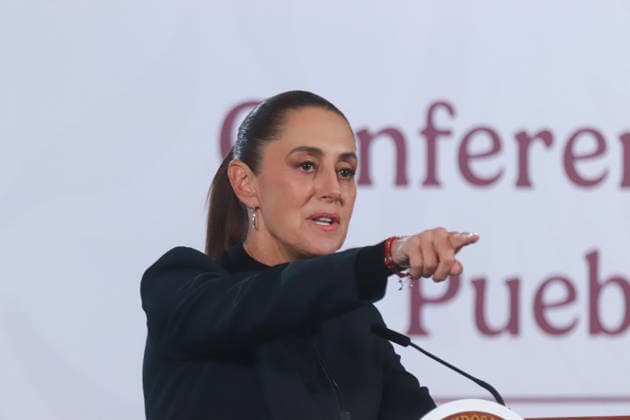 Mexico™s President Claudia Sheinbaum Briefing Conference Mexico s President Claudia Sheinbaum, speaks about the extradition of the 37 Mexican drug lords was in response to a request from the U.S. Department of Justice, denying that this action was negotiated during the call with U.S President Donald Trump during a news conference at National Palace. on January 21, 2026 in Mexico City, Mexico. (Photo by Carlos Santiago Eyepix Group) Copyright: xCarlosxSantiagox xEyepixxGroupx CS_21012026_174970