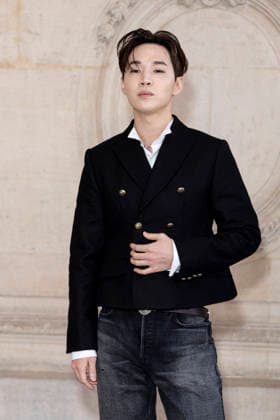 Henry Lau at the photocall of the Dior Collection Homme Prêt à Porter Automne Hiver 2026 2027 show during Paris Fashion Week PFW at the Rodin Museum, Paris, France, January 21, 2026 Olivier Borde Bestimage Photocall Dior Homme Menswear Fall Winter 2026 2027 show as part of Paris Fashion Week on January 21, 2026 in Paris, France Paris France  Copyright: xOLIVIERxBORDEx xBESTIMAGExOLIVIERxBORDEx xBESTIMAGEx