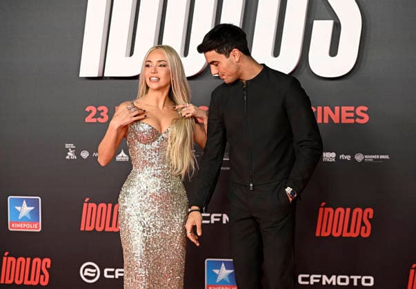 Red carpet at Ídolos movie premiere Actor Óscar Casas and singer Ana Mena during the premiere of the movie Ídolos , on January 21, 2026, in Madrid Spain Ídolos is set in the fascinating world of the MotoGP™ World Championship and explores the human relationships between a father and son, a manager and his rider, and the world around them ambition, self-improvement, egos, adrenaline, love, forgiveness and second chances CINE MOVIE PREMIERE Madrid Madrid Spain Copyright: xFranciscoxGuerrax 7235018
