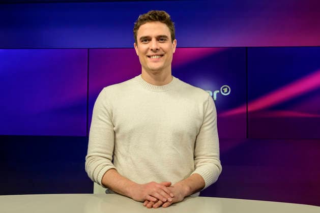 GER, Berlin, studio, guest on maischberger, political talk show, TV, format, with host Sandra Maischberger, Das Erste, from Adlershof at Studio 20, pictured from left Constantin Schreiber Axel Springer foreign correspondent , January 21, 2026, Copyright: HMBxMedia UwexKoch