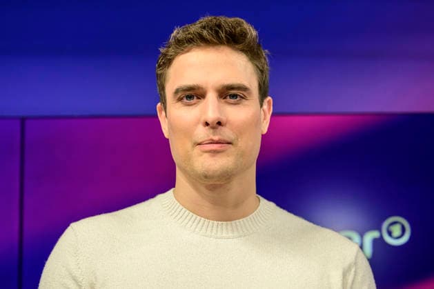 GER, Berlin, studio, guest on maischberger, political talk show, TV, format, with host Sandra Maischberger, Das Erste, from Adlershof at Studio 20, pictured from left Constantin Schreiber Axel Springer foreign correspondent , January 21, 2026, Copyright: HMBxMedia UwexKoch