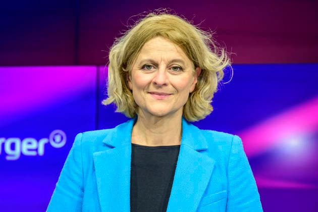 GER, Berlin, studio, guest on maischberger, political talk show, TV, format, with host Sandra Maischberger, Das Erste, from Adlershof at Studio 20, pictured from left Kristina Dunz Journalistin RND , January 21, 2026, Copyright: HMBxMedia UwexKoch