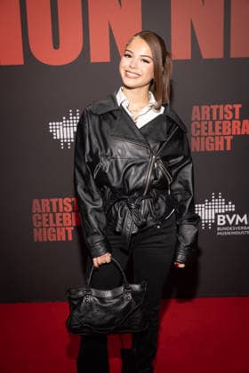 BVMI Artist Celebration Night Zahide Zah1de bourgeois Zahide Kayaci, The German Music Industry Association for the Artist Celebration Night an evening on which the industry comes together and the diversity and power of music is celebrated Around 300 guests for dinner and another 300 guests for the after-show party are expected at the Stadion Berlin Copyright: xEventpressxFuhrx