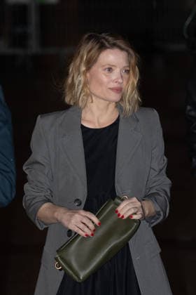 AMI Paris Menswear Arrivals Mélanie Thierry arrived at the AMI Paris Menswear Fall Winter 2026-2027 show as part of Paris Fashion Week on January 21, 2026 in Paris, France. Photo by Nasser Berzane ABACAPRESS.COM Paris France  Copyright: xBerzanexNasser ABACAx