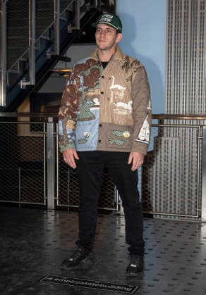 January 21, 2026, New York, Ny, United States: Illenium, musician and DJ visits the Empire State Building. Held at Empire State Building in New York. Zuma Press January 21, 2026. New York United States - ZUMAp281 20260121_zea_p281_001 Copyright: xPhotoxImagexPressx