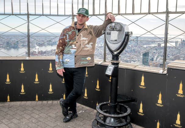 January 21, 2026, New York, Ny, United States: Illenium, musician and DJ visits the Empire State Building. Held at Empire State Building in New York. Zuma Press January 21, 2026. New York United States - ZUMAp281 20260121_zea_p281_007 Copyright: xPhotoxImagexPressx