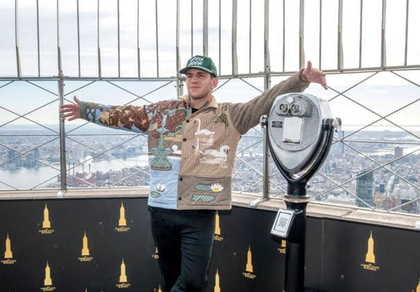 January 21, 2026, New York, Ny, United States: Illenium, musician and DJ visits the Empire State Building. Held at Empire State Building in New York. Zuma Press January 21, 2026. New York United States - ZUMAp281 20260121_zea_p281_013 Copyright: xPhotoxImagexPressx
