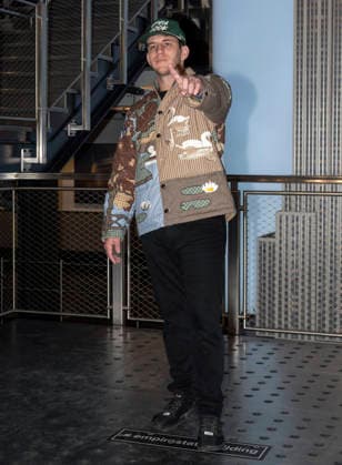 January 21, 2026, New York, Ny, United States: Illenium, musician and DJ visits the Empire State Building. Held at Empire State Building in New York. Zuma Press January 21, 2026. New York United States - ZUMAp281 20260121_zea_p281_015 Copyright: xPhotoxImagexPressx