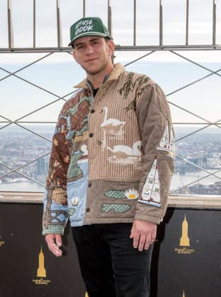 January 21, 2026, New York, Ny, United States: Illenium, musician and DJ visits the Empire State Building. Held at Empire State Building in New York. Zuma Press January 21, 2026. New York United States - ZUMAp281 20260121_zea_p281_018 Copyright: xPhotoxImagexPressx
