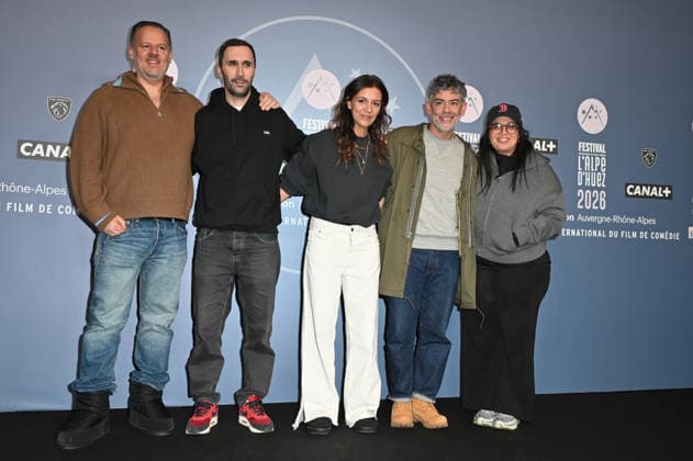 Alpe d Huez 29th Comedy Film Festival Frederic Hazan, Leo Grandperret, Marie-Julie Baup, Manu Payet and Melha Bedia posing for a photocall during the 29th Comedy Film Festival in L Alpe d’Huez, France, on January 21, 2026. Photo by Mireille Ampilhac ABACAPRESS.COM L Alpe Du Huez France  Copyright: xAmpilhacxMireille ABACAx