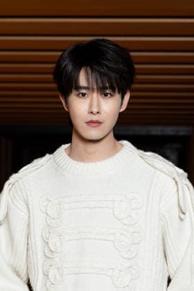 Semi Exclusive Jerry Tian arriving at Kenzos dinner party on the sidelines of Mens Fashion Week Autumn Winter 2026 2027 in Paris on 21 January 2026 Tiphaine Praud Lebely Bestimage Celebs at Kenzos dinner party on the sidelines of Mens Fashion Week Autumn Winter 2026 2027 in Paris on 21 January 2026 Paris France  Copyright: xTiphainexPraud-Lebelyx xBestimagexTiphainexPraud-Lebelyx xBestimagex