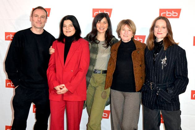 Mark Waschke, Jasmin Tabatabai, Mira Thiel, Corinna Harfouch and Anne Ratte Polle at the premiere of the ARD TV film Tatort Gefahrengebiet at the Delphi Filmpalast Berlin, 21 01 2026 Foto:xM.xBehrensx xFuturexImagex tatort_6109