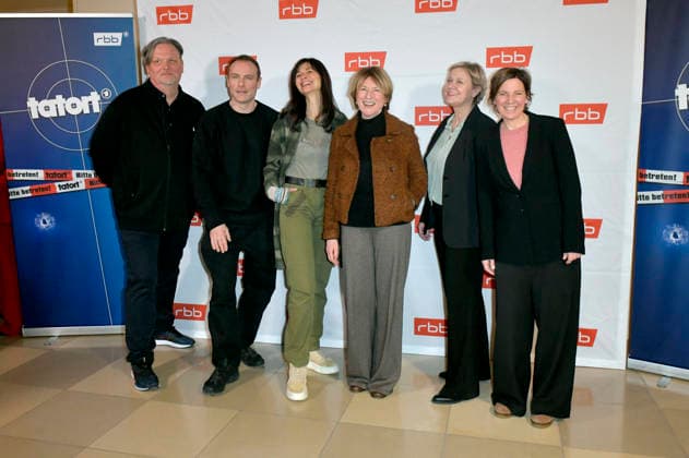 Jens C Susa, Mark Waschke, Mira Thiel, Corinna Harfouch, Catherine Stoyan, guest and Verena Veihl at the premiere of the ARD TV movie Tatort Gefahrengebiet at Delphi Filmpalast Berlin, 21 01 2026 Foto:xM.xBehrensx xFuturexImagex tatort_6110